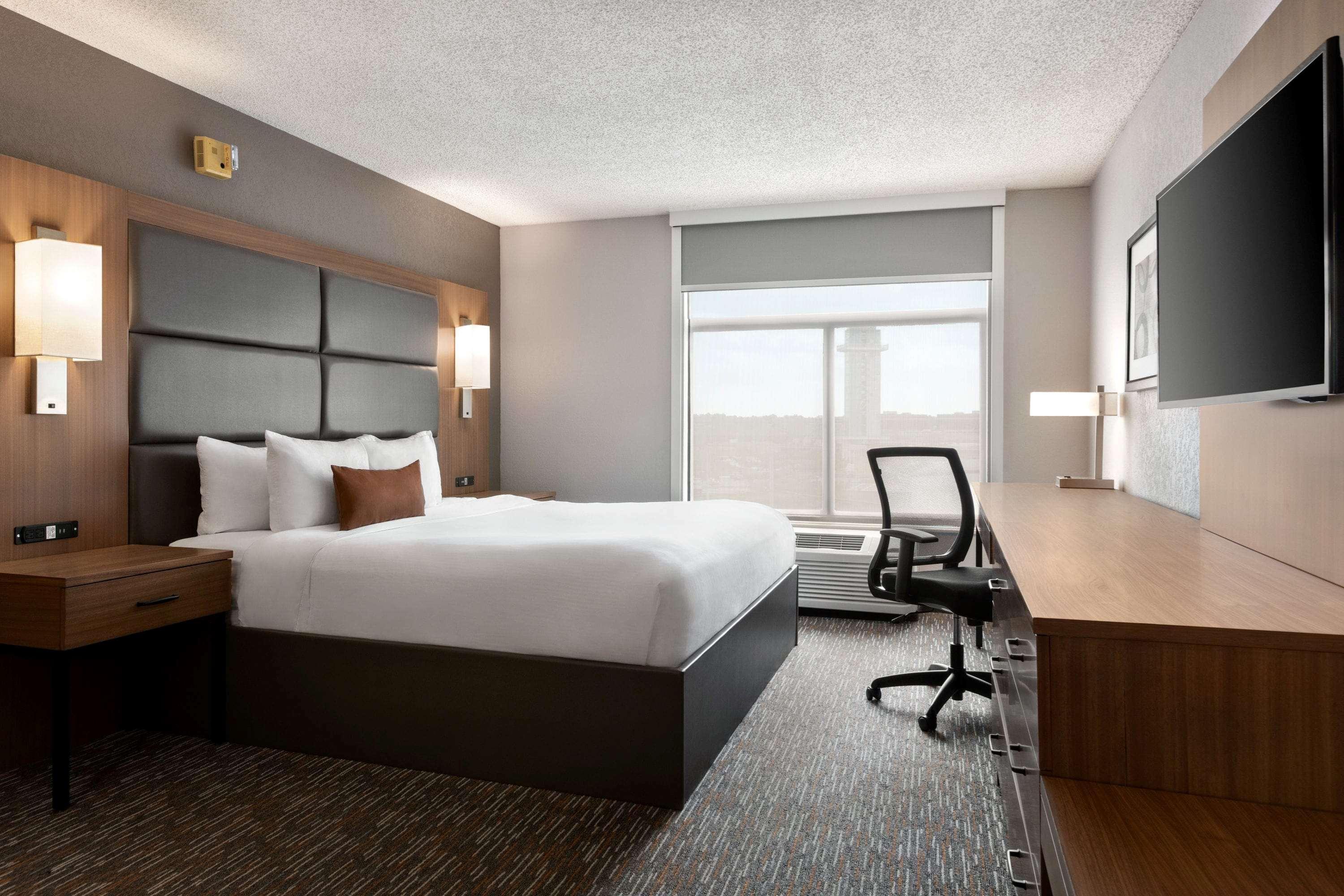 Wingate By Wyndham Cincinnati Blue Ash Exterior foto
