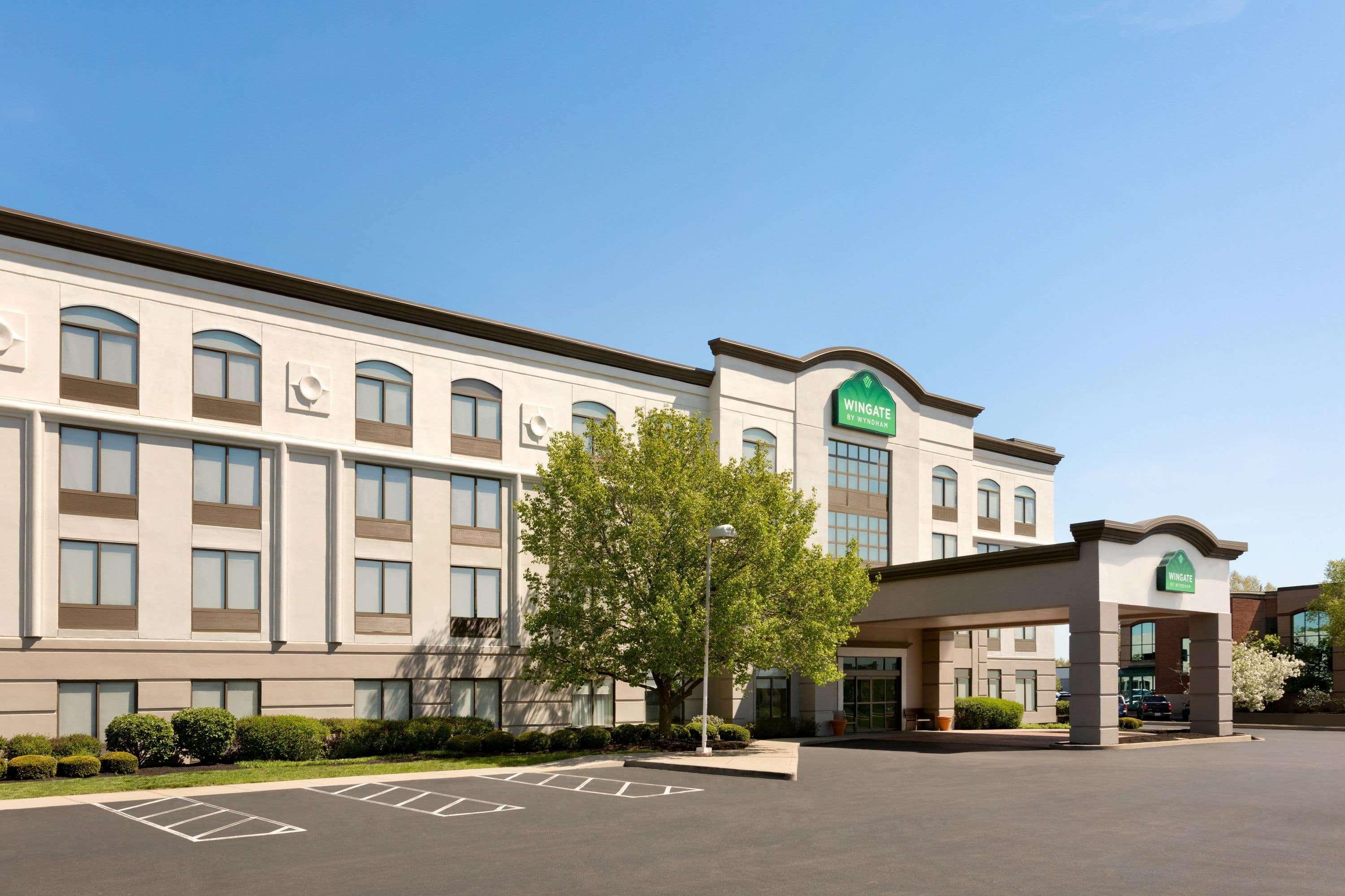 Wingate By Wyndham Cincinnati Blue Ash Exterior foto